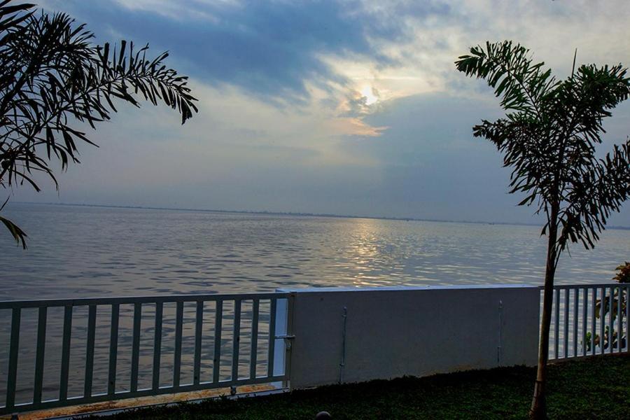 Vembanad Village Backwater Resort Alappuzha Exterior foto