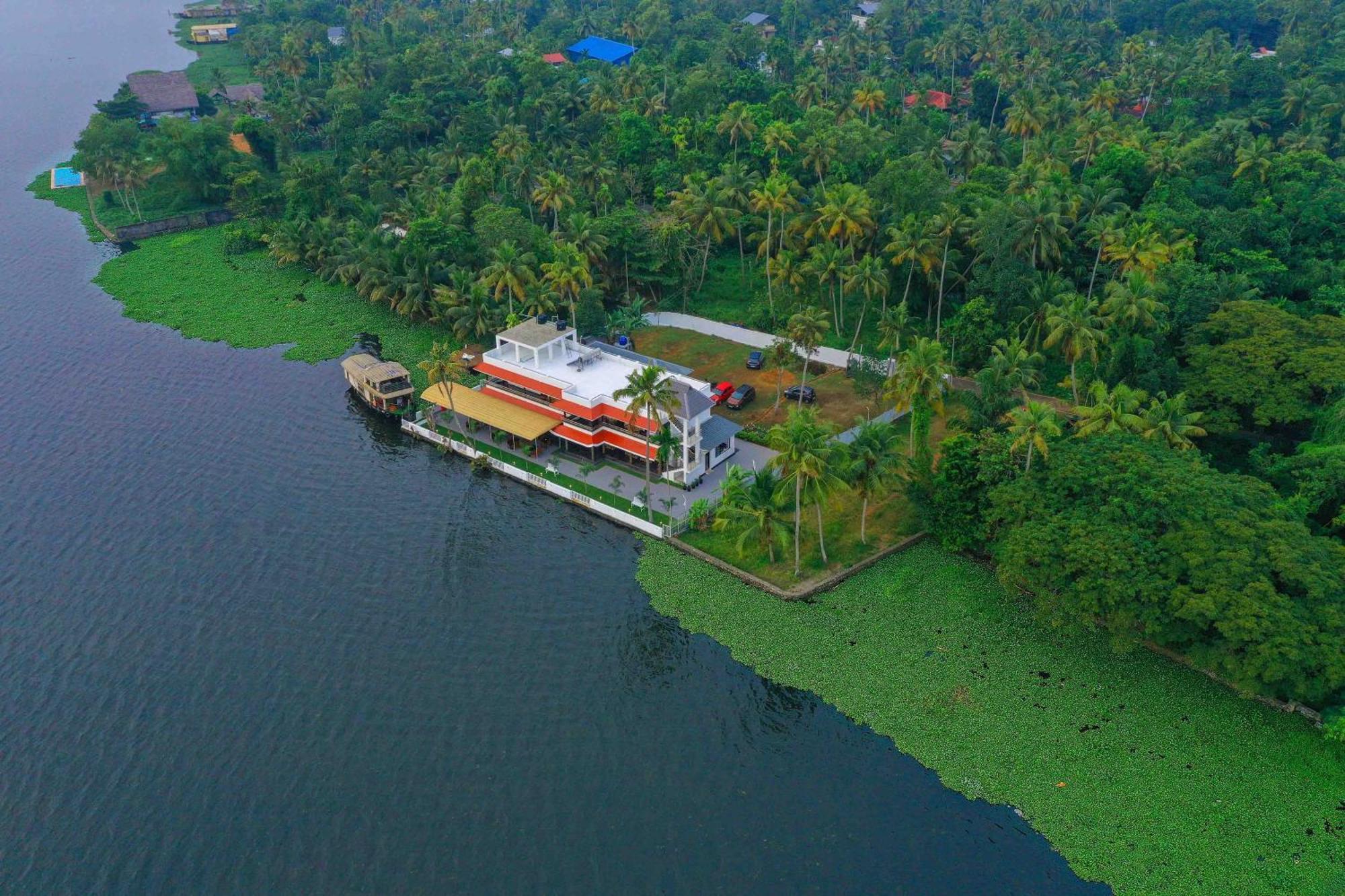 Vembanad Village Backwater Resort Alappuzha Exterior foto